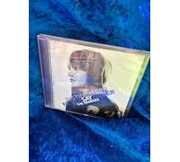 Never Say Never - The Remixes - Edition limitée (7 titres dont 5 inédits + Poster)
