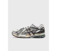 New Balance - Baskets Argent Design Maille Logo - Femme - Chaussures - Gris - Taille: 38 1/2 EU