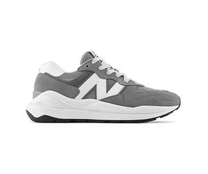 New Balance 5740 Chaussures de Course pour Homme Castlerock/Sea Salt 40.5/M
