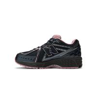 new balance Baskets '1906' rose clair / noir, Taille 35,5