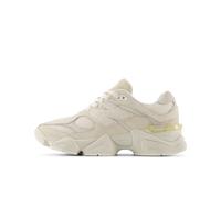 new balance Baskets '[ "9060", "9060"]' beige, Taille 37
