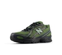 new balance Baskets basses '740' olive / noir, Taille 46,5