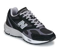 New Balance Baskets basses 880R in Noir 42