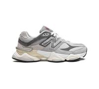 New Balance - Baskets Gris avec Mesh en Daim - Femme - Chaussures - Gris - Taille: 43 EU
