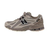 New Balance, Homme, Sport, Brun, Taille: 42 1/2 EU Baskets Élégantes pour un Style Actif
