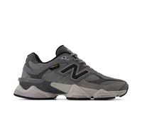New Balance Unisexe 9060 en Gris, Suède/Mesh, Taille 47.5 Large