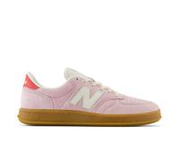 New Balance Unisexe T500 en Pink/Red/Beige, Cuir, Taille 44