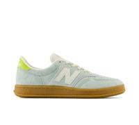 New Balance Unisexe T500 en Green/Beige, Cuir, Taille 40