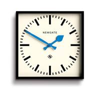 NEWGATE® Horloge Murale en Forme de Chiffre 5 - Horloge carrée - Horloge de Cuisine - Horloge de Bureau - Horloge rétro - Horloge de Designer - Horloge de Gare - Cadran marqueur (Aiguilles Bleues)