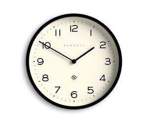NEWGATE® Number Four Echo Horloge Murale | Horloge Ronde Moderne | 30cm | Noir | Chiffres faciles à Lire | Idéal pour la Cuisine, Le Salon ou Le Bureau