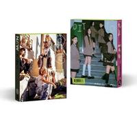 New Jeans 'OMG' [Coffret inclus divers goodies dont cartes, livre de photos, autocollants,etc.]