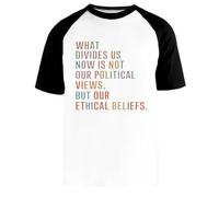 Newtee Ce Qui Nous Divise Aujourd'hui Ne l'est Pas T-Shirt Baseball Blanc Unisexe Manches Courtes Noir Unisex White Baseball T-Shirt Black Short Sleeve