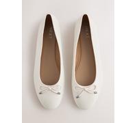 next Chaussures plates à bout rond Forever Comfort crème EU 39 (UK 6)