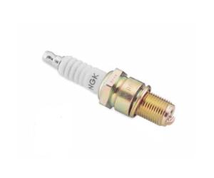 NGK Bougie d'allumage standard D8EA pour Suzuki SP125 1982-1984