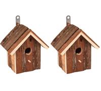 Nichoir Oiseaux extérieur - Gitano Bois - 16 cm - pour mésange Bleue, Tarin des aulnes & Troglodyte - Bois d’épicéa résistant aux intempéries - Trou d’entrée 28 mm - Crochet métallique - Flamingo