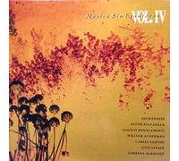 Nightnoise, Piazzolla, Badalamenti, Ackerman, Carles Santos, Lito Vitale, Loreena Mckennit - Música sin fronteras Vol IV [Vinilo]