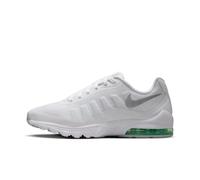 Nike Air Max Invigor BasketFemme | Maille respirante Breathe Tech, superpositions sans couture, design inspiré Air Max 95, construction légère