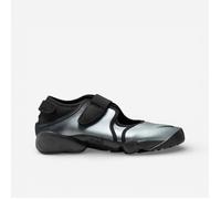 Nike Air Rift Leather Wmns ""Metallic Silver and Black"" 35 1/2