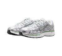 NIKE Baskets P-6000