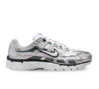 Nike Sportswear Baskets basses 'P-6000' jade / noir / argent / blanc, Taille 39