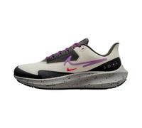 NIKE Femme Air Zoom Pegasus 39 Shield Sneaker, Light Bone/Vivid Purple-Cobblestone, 42 EU