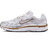 NIKE Femme P-6000 Sneaker, White/Metallic Silver/Lt Briti, 38.5 EU