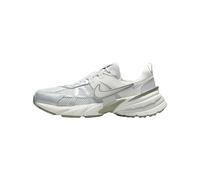 Nike Femme V2K Run Sneaker, Photon Dust Light Silver Summit White, 44.5 EU