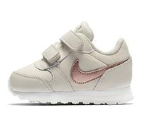 NIKE Garçon Unisex Kinder MD Runner 2 Basket, Beige (Phantom MTLC Red Bronze White 016), 26 EU