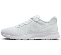 NIKE Homme Tanjun FLYEASE Sneaker, White/White-White-Volt, 45 EU