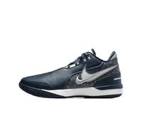 Nike Homme Zm Lebron NXXT Gen Ampd Basketball Shoe, Armory Navy/Light Silver-Sail, 45 EU