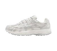 NIKE IF1756-100 W P-6000 SE Femme Summit White/Wolf Grey-VAST Grey EU 40
