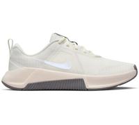 Nike Nike White Pale Pink MC 3 Gym Trainers