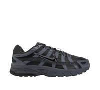 Nike P-6000 CD6404-032 Baskets pour Homme Gris | Baskets d'inspiration rétro avec maille respirante, amorti léger et semelle extérieure en caoutchouc antidérapant