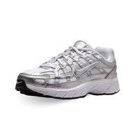 Nike P-6000 Chaussures pour grands enfants (Blanc/Bleu nuancé/Noir/Argent métallique), 5 Big Kid