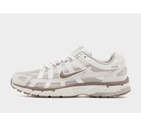 Nike P-6000 Femme - Gris 41