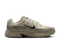 Nike Sportswear Baskets basses 'P-6000 Premium' marron / blanc cassé, Taille 44,5