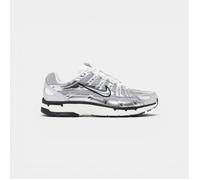 Nike P-6000 Metallic Silver 40