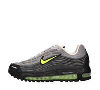 Nike Sneakers Gris Grigio Metallici e grigi 41