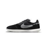 Nike Soccer Shoes Streetgato, Black/Summit White-Off Noir, DC8466-010, 42 EU (8.5 US)