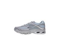 Nike Sportswear Baskets basses 'AIR MAX MOTO 2K' bleu clair / gris clair, Taille 36