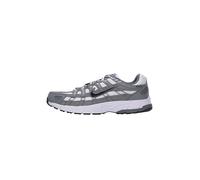 Nike Sportswear Baskets basses 'P-6000' gris foncé / noir / blanc, Taille 42