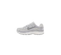 Nike Sportswear Baskets basses 'P-6000' gris / gris clair / gris foncé, Taille 43