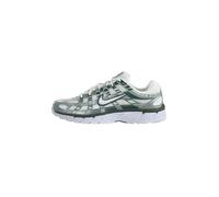 Nike Sportswear Baskets basses 'P-6000' jade / vert foncé / argent / blanc, Taille 37,5