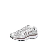 Nike Sportswear Baskets basses 'P-6000' marron / argent / blanc, Taille 42,5