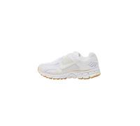 Nike Sportswear Baskets basses 'ZOOM VOMERO 5' beige / blanc, Taille 37,5