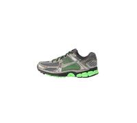 Nike Zoom Vomero 5 SE "Green Strike" - Taille: 44.5 Metallic Pewter / Metallic Pewter - Flat Pewter - Black - Green Strike