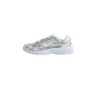 Nike Sportswear Baskets 'P-6000' argent / blanc cassé, Taille 38