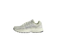 Nike Sportswear Baskets 'P-6000' beige / gris clair / argent, Taille 36