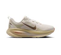 Nike Vomero 18 Chaussure de running sans stabilisateurs - crème, or, Taille 42,5