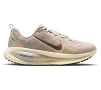 Nike Vomero 18 SE - femme - Beige
